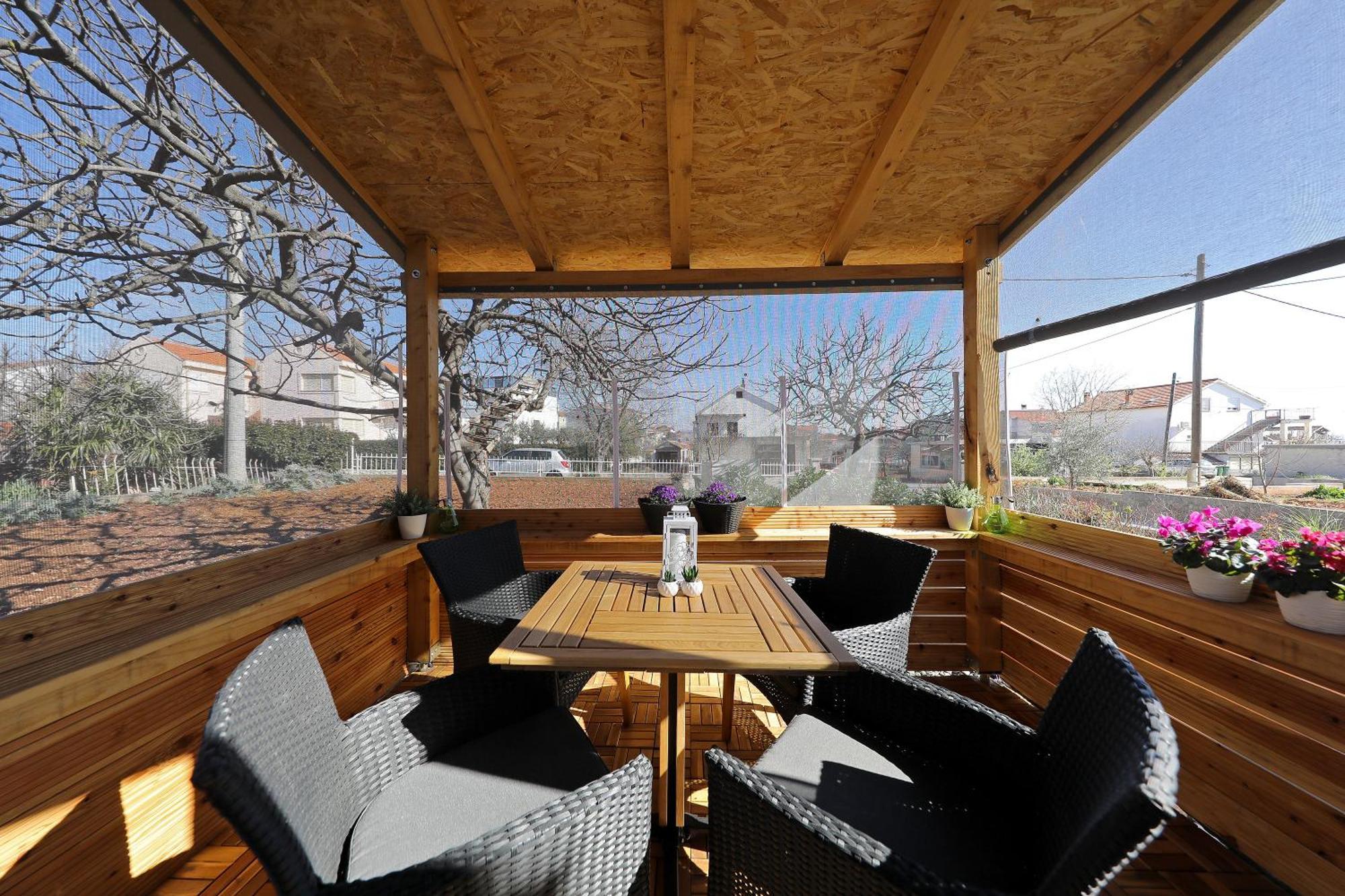 Studio Apartman Summer Flower Zadar Eksteriør bilde