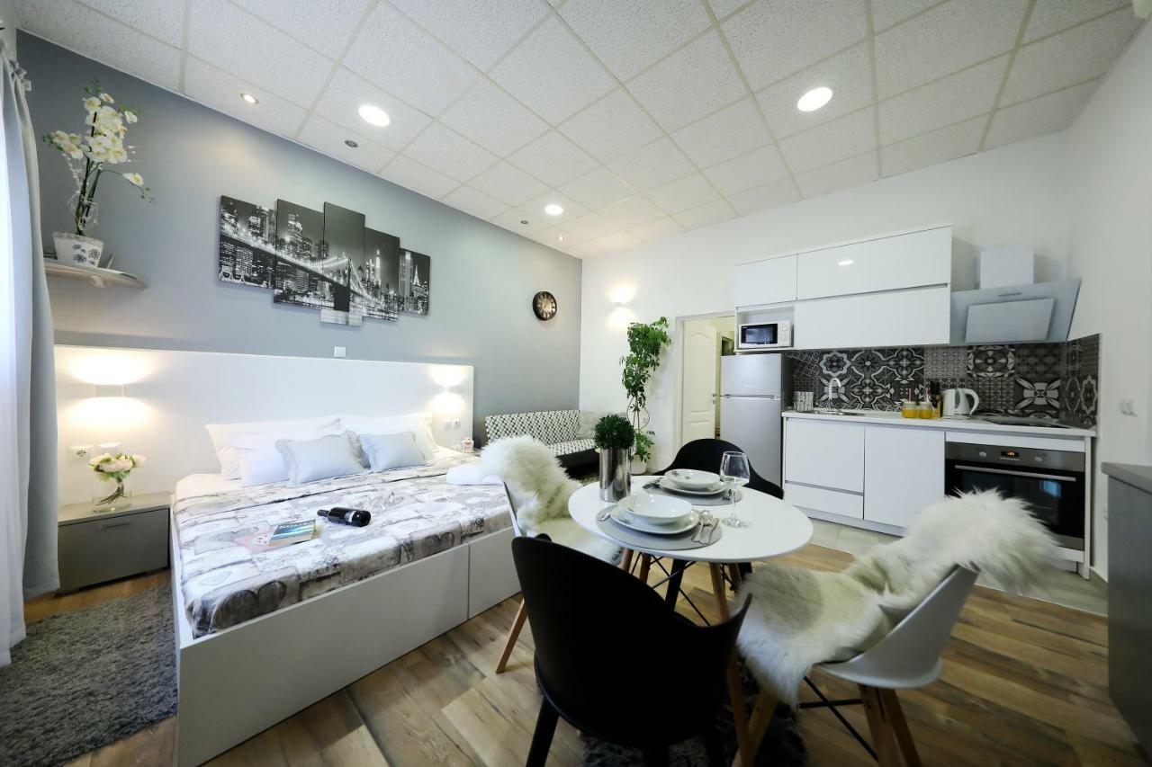 Studio Apartman Summer Flower Zadar Eksteriør bilde